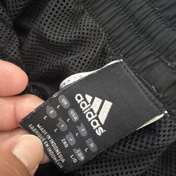 Vintage Adidas Track Pants Mens Large Black Windbreaker Training Y2K 90s Retro - Picture 11 of 12